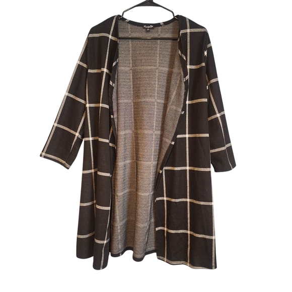 Fig & Blu Sweaters - Fig & Blu Women's Black Plaid Cardigan Size XL